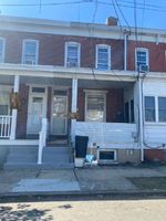 Pre-foreclosure in  HOME AVE Trenton, NJ 08611
