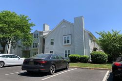 Pre-foreclosure in  STONE HURST CT New Castle, DE 19720