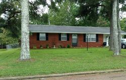 Pre-foreclosure Listing in FRONTIER DR STARKVILLE, MS 39759