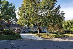 Pre-foreclosure in  SOUTHMORE DR Minneapolis, MN 55437