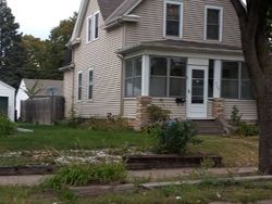 Pre-foreclosure in  MARYLAND AVE E Saint Paul, MN 55106