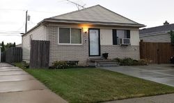 Pre-foreclosure in  MACEL ST Roseville, MI 48066