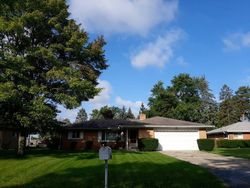 Pre-foreclosure in  LOCHMOOR PL Saginaw, MI 48603