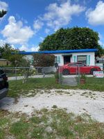 Pre-foreclosure in  NW 28TH AVE Miami, FL 33147