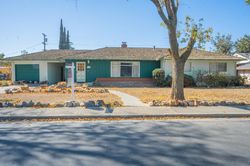 Pre-foreclosure in  WASHINGTON AVE Los Banos, CA 93635