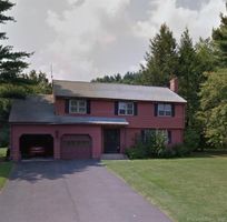 Pre-foreclosure in  PURITAN DR Bloomfield, CT 06002