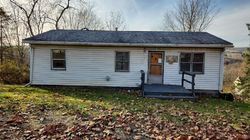 Pre-foreclosure in  UPPER GEORGES CREEK RD SW Frostburg, MD 21532