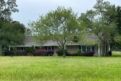 Pre-foreclosure in  CORDOBA DR Zachary, LA 70791