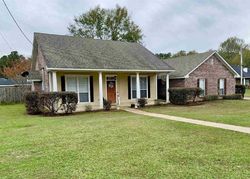 Pre-foreclosure in  GREENFIELD CIR West Monroe, LA 71291