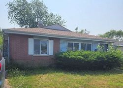 Pre-foreclosure in  WOODVIEW AVE Calumet City, IL 60409