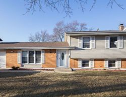 Pre-foreclosure in  175TH PL Country Club Hills, IL 60478