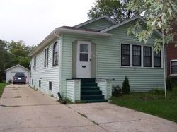 Pre-foreclosure in  W MONROE ST Waukegan, IL 60085