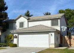 Pre-foreclosure in  CAPE FLATTERY DR Bakersfield, CA 93312