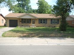 Pre-foreclosure Listing in EISENHOWER AVE GREAT BEND, KS 67530