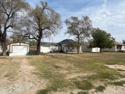 Pre-foreclosure Listing in E AVENUE C SOUTH HUTCHINSON, KS 67505