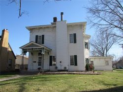 Pre-foreclosure in  E MONTGOMERY ST Knoxville, IA 50138