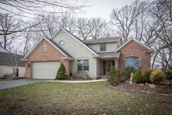 Pre-foreclosure in  FORESTWOOD DR Valparaiso, IN 46385