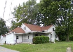 Pre-foreclosure in  N CAVIN ST Ligonier, IN 46767