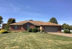Pre-foreclosure Listing in S 6TH AVE HAUBSTADT, IN 47639