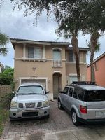 Pre-foreclosure in  WINNIPEG WAY West Palm Beach, FL 33409