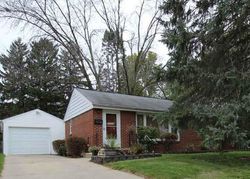 Pre-foreclosure in  S SAXBY AVE Freeport, IL 61032