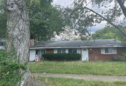 Pre-foreclosure in  MARWOOD LN Cincinnati, OH 45246