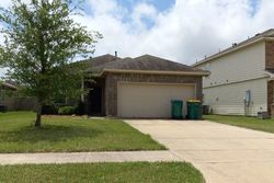 Pre-foreclosure in  APACHE FIELD LN La Marque, TX 77568