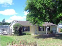 Pre-foreclosure in  LILY PAD LN Eustis, FL 32726