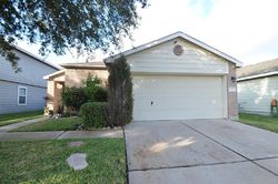 Pre-foreclosure in  WALDEN GATE LN Cypress, TX 77433