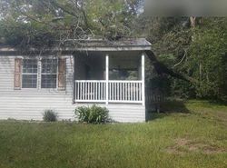 Pre-foreclosure in  SE 73RD AVE Summerfield, FL 34491