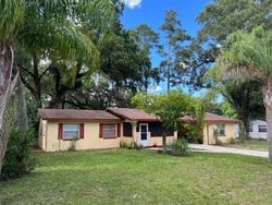 Pre-foreclosure in  NE 3RD PL Gainesville, FL 32641
