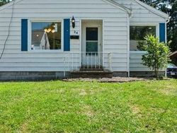 Pre-foreclosure in  WAYNE AVE Akron, OH 44301
