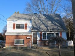 Pre-foreclosure in  W ALBEMARLE AVE Lansdowne, PA 19050