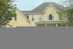 Pre-foreclosure in  SUNBURST CIR Swansboro, NC 28584