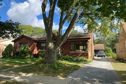 Pre-foreclosure in  HIGHLAND AVE Homewood, IL 60430