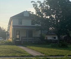 Pre-foreclosure in  FOOTE ST Seymour, WI 54165