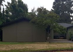 Pre-foreclosure in  NW 115TH ST Vancouver, WA 98685