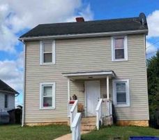 Pre-foreclosure Listing in BELAIR AVE FRONT ROYAL, VA 22630