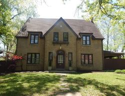 Pre-foreclosure in  W HUDSON AVE Dayton, OH 45405