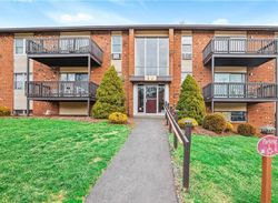 Pre-foreclosure Listing in BALANCE ROCK RD APT 15 SEYMOUR, CT 06483