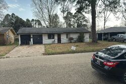 Pre-foreclosure in  CASA GRANDE CIR Jackson, MS 39209