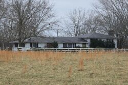  Falcon Rd, Lebanon MO