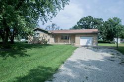 Pre-foreclosure in  E JEFFERSON ST Niangua, MO 65713