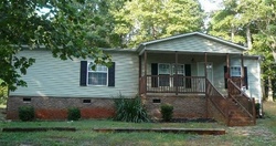 Pre-foreclosure Listing in S HILLS DR WELLFORD, SC 29385