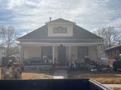 Pre-foreclosure in  KEARNEY AVE Lincoln, NE 68507
