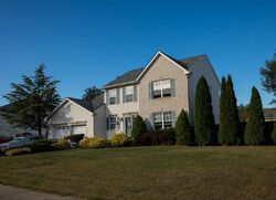 Pre-foreclosure in  DOGWOOD CT Cliffwood, NJ 07721