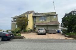 Pre-foreclosure in  W 16TH ST Beach Haven, NJ 08008