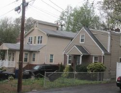 Pre-foreclosure in  W LOOKOUT AVE Hackensack, NJ 07601