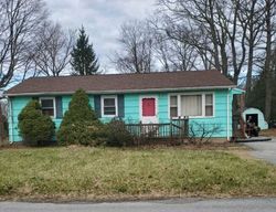 Pre-foreclosure Listing in LAKEVIEW RD STOCKHOLM, NJ 07460