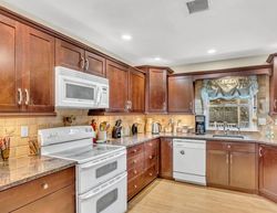 Pre-foreclosure in  WALNUT AVE Red Bank, NJ 07701